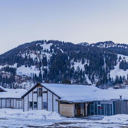 Mountain Lodge Backpackercamp Lenk Exterior photo